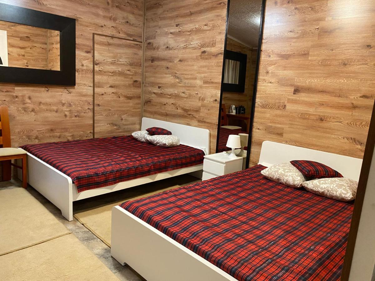 Hostel Piaseczno بياسيتشنو المظهر الخارجي الصورة