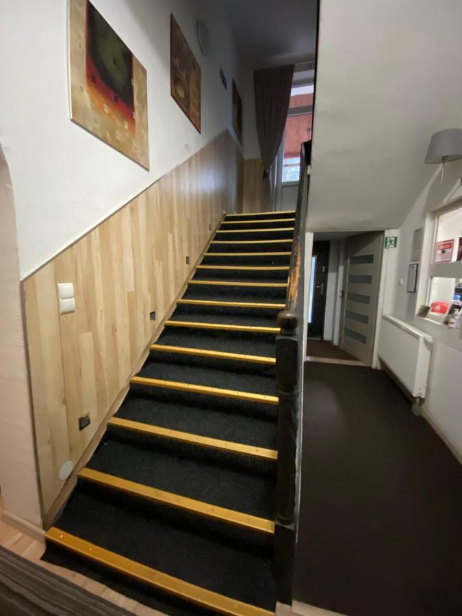 Hostel Piaseczno بياسيتشنو المظهر الخارجي الصورة