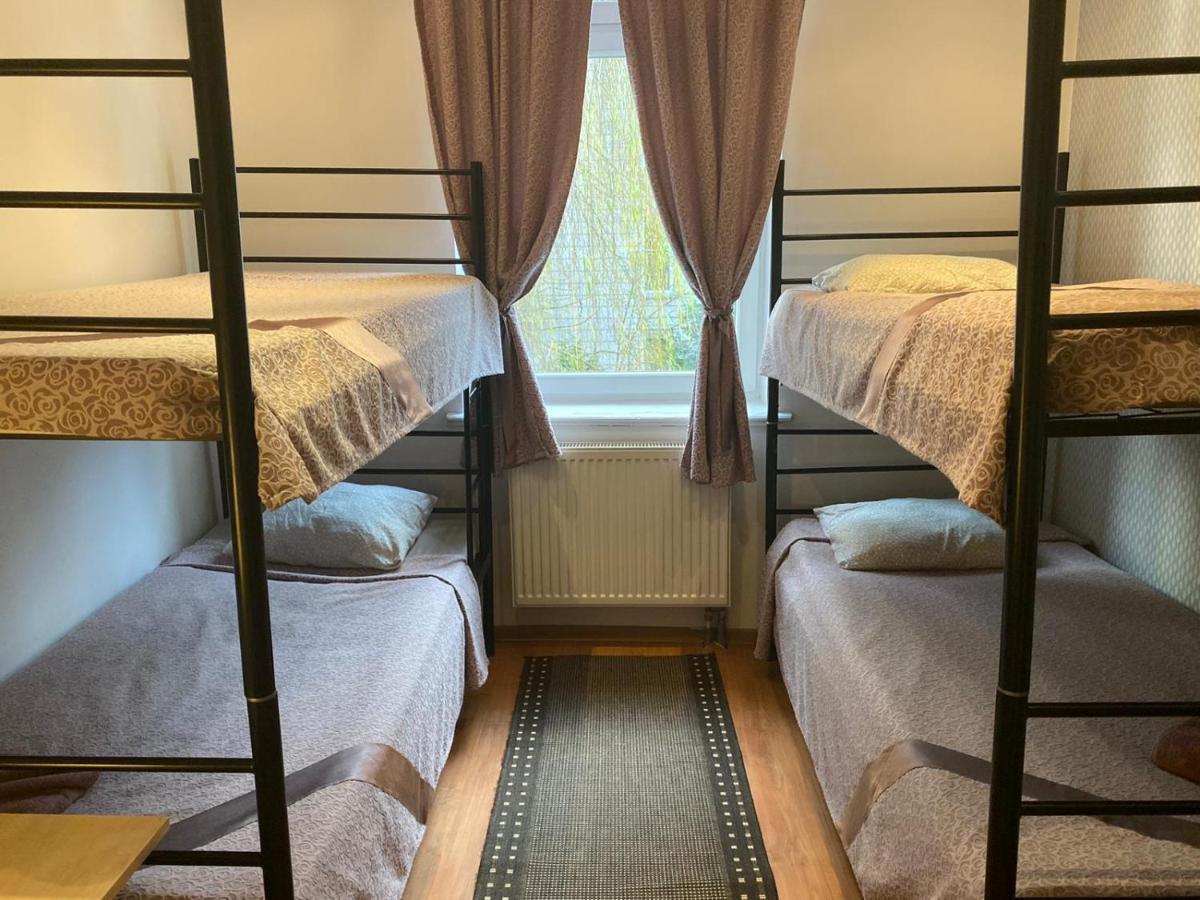 Hostel Piaseczno بياسيتشنو المظهر الخارجي الصورة