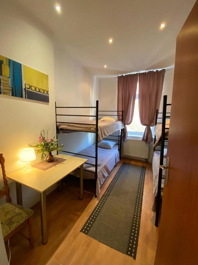 Hostel Piaseczno بياسيتشنو المظهر الخارجي الصورة